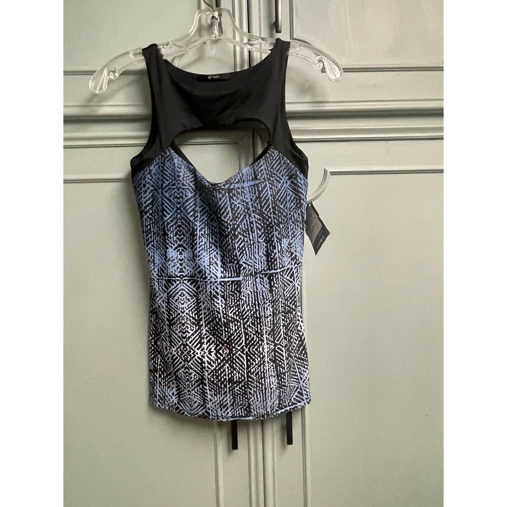 NUX NWT Cut Out Tank Sz Small Athletic Gym Workout Yoga Athleisure